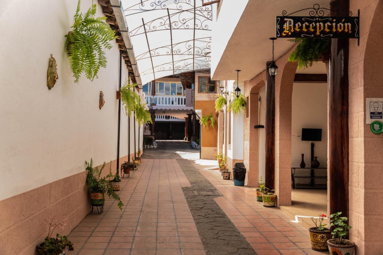 Casa Graciela Hotel Patzcuaro Ngoại thất bức ảnh