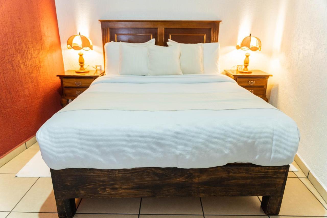 Casa Graciela Hotel Patzcuaro Ngoại thất bức ảnh